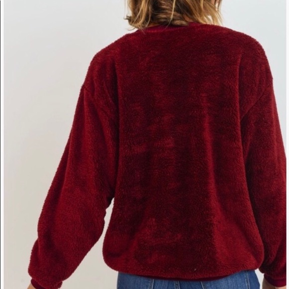 PLUSH SUPER COZY LOOSE FIT TOP with POCKETS - Picture 5 of 7